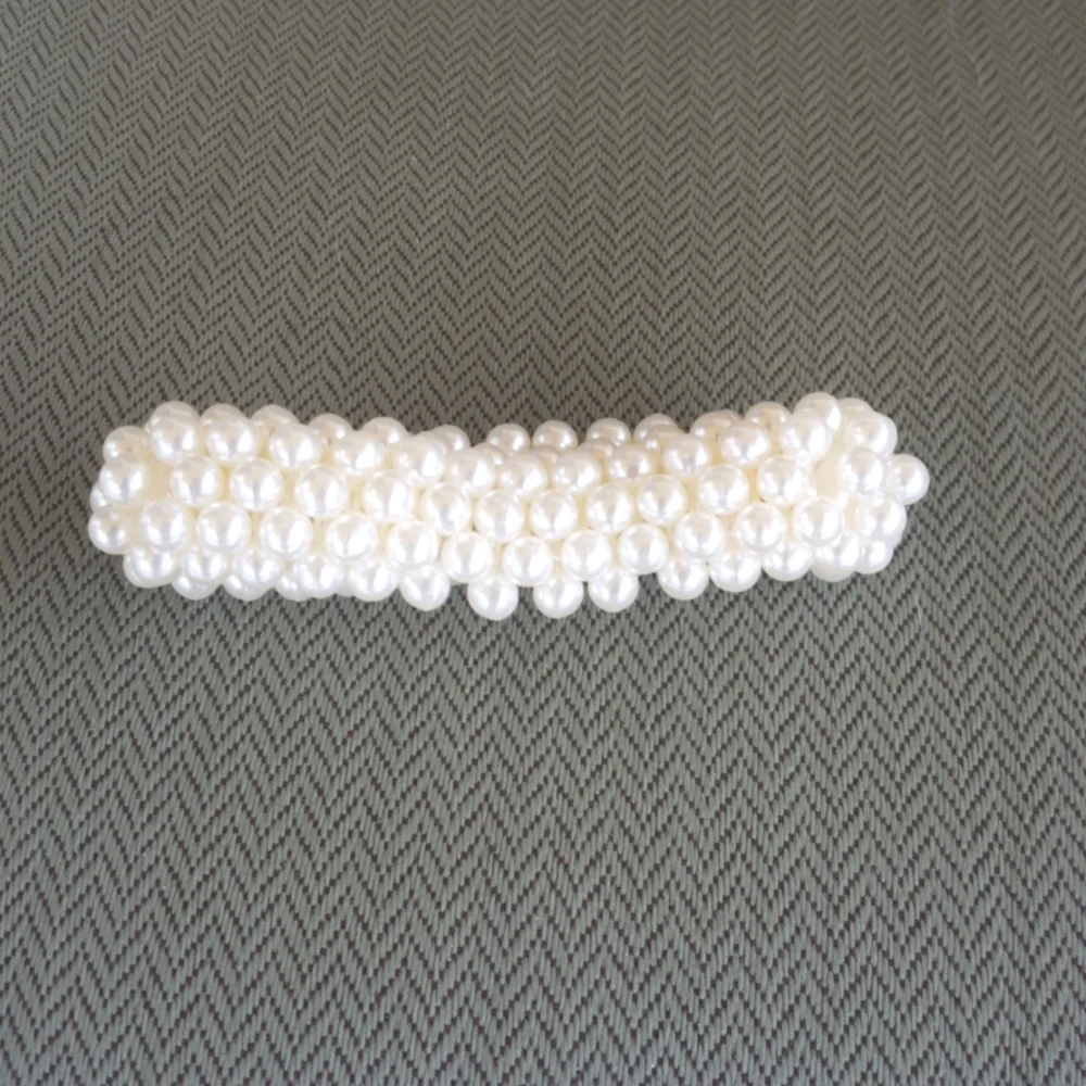 Faux Elastic stacked pearl bracelet NEW